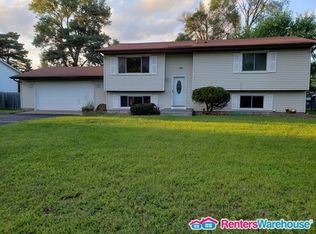 1000 73rd Way N, Brooklyn Park, MN 55444