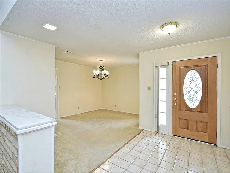 11502 Toledo Dr — Photo 5