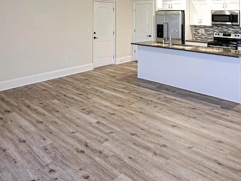 2 Bedroom / 1 Bath - Living Room