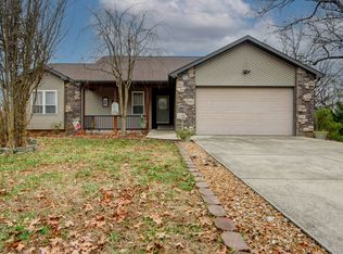 369 Crestview Dr, Ridgedale, MO 65739