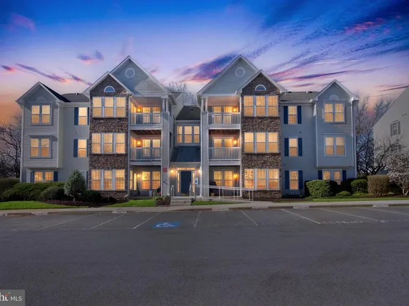 6409 Weatherby Ct APT M, Frederick, MD 21703