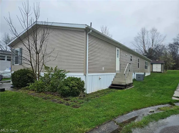 10039 State Route 700 #118, Mantua, OH 44255