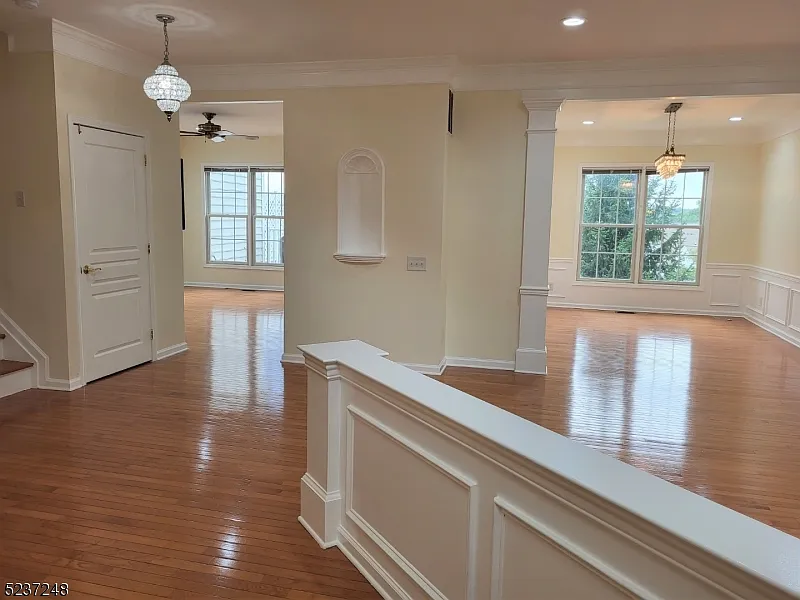3 bed, 3.5 bath, $5,500 — Photo 3