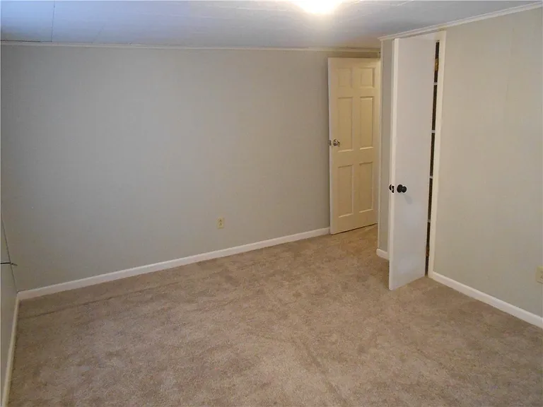 114 Grant St — Photo 20