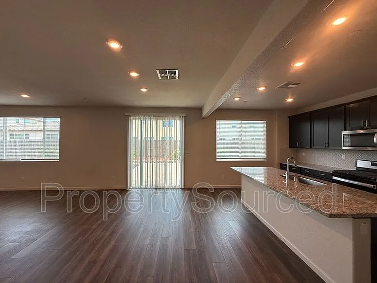 2957 Mokelumne Ct — Photo 4