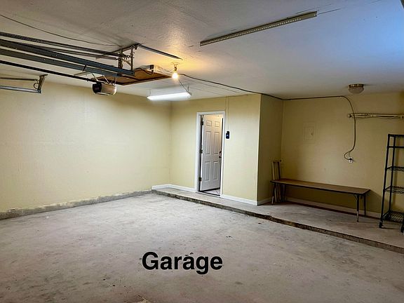 5th image of 8514 Red Willow Dr
