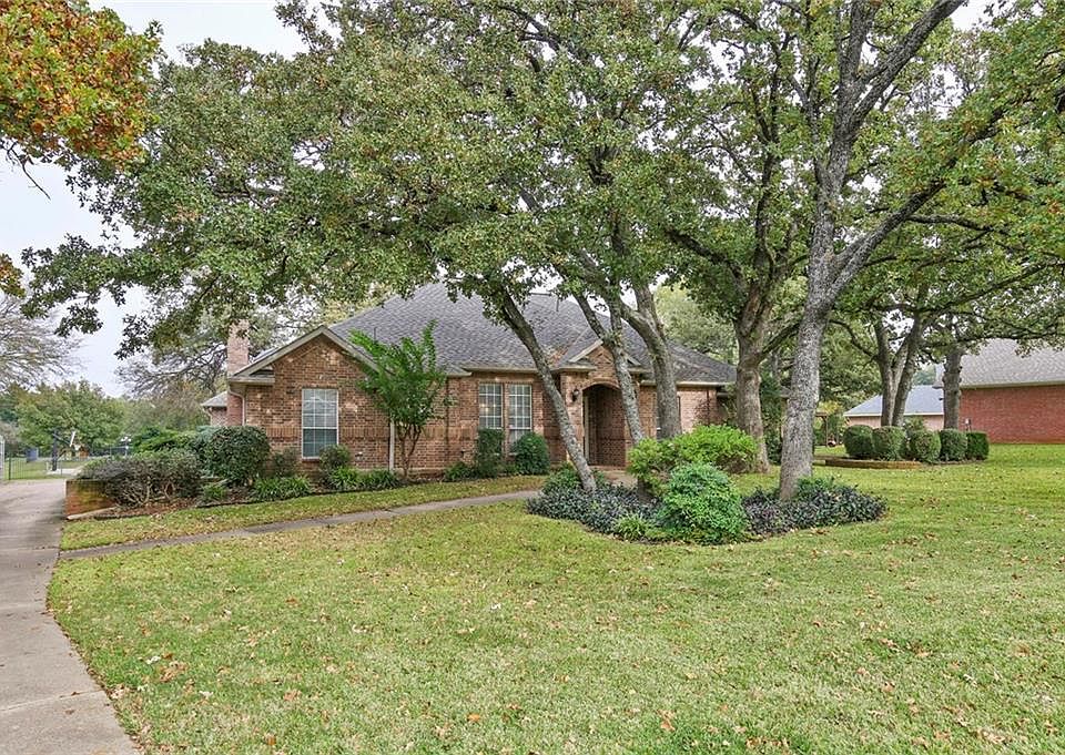 1st image of 1402 Creekside Dr