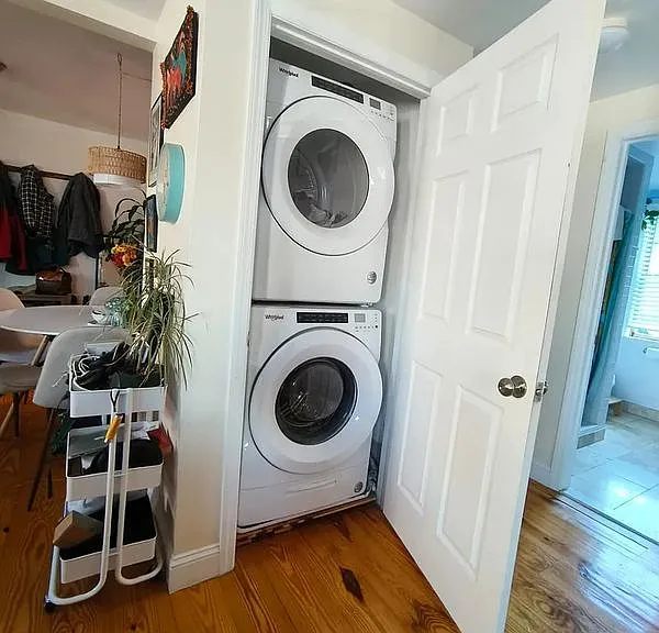 1009 Brown St #1 — Photo 12