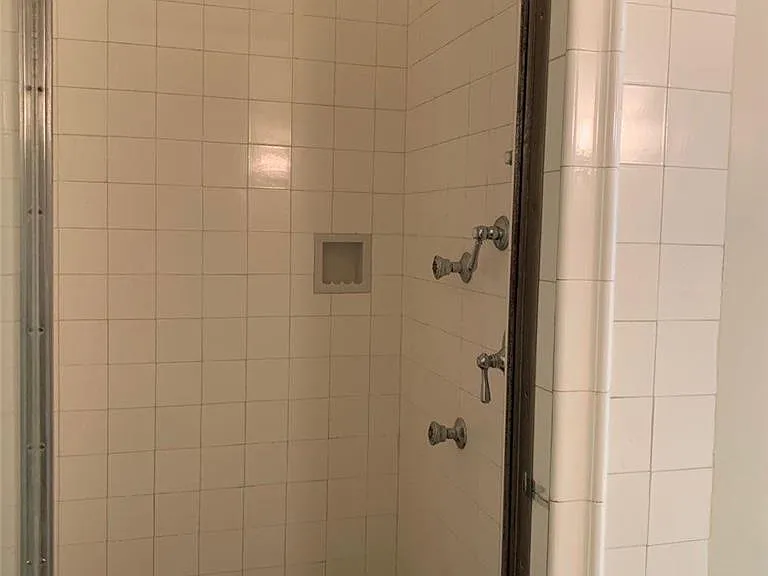 44 N 15th St #2A — Photo 13