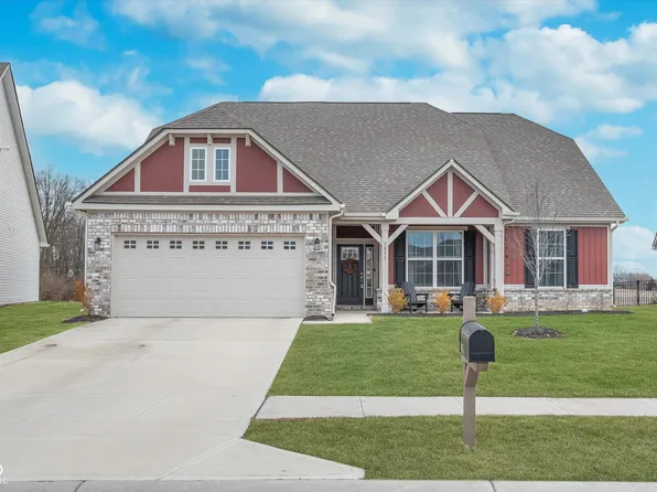1051 Macoun Dr, Westfield, IN 46074