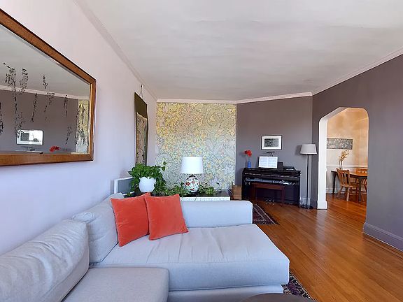 2nd image of 3875 Waldo Ave APT 8J