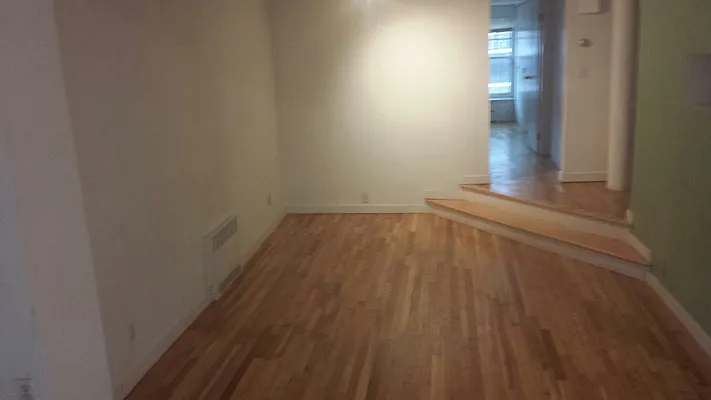 Rented by Crewstown Realty | media 19