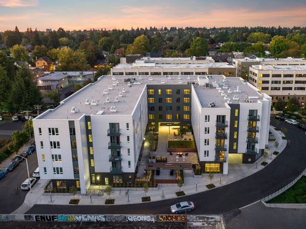 1580 NE 32nd Ave APT 419