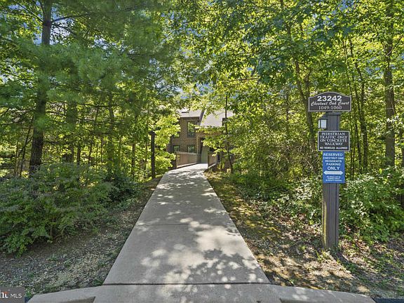 2nd image of 23242 Chestnut Oak Ct APT 1049