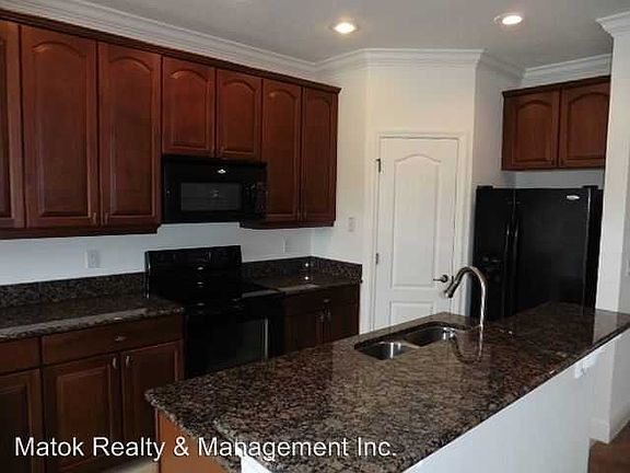 4th image of 190 Riverview Bnd S Unit 1012