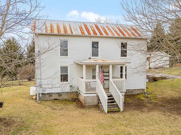 5th image of 515 Wades Ln