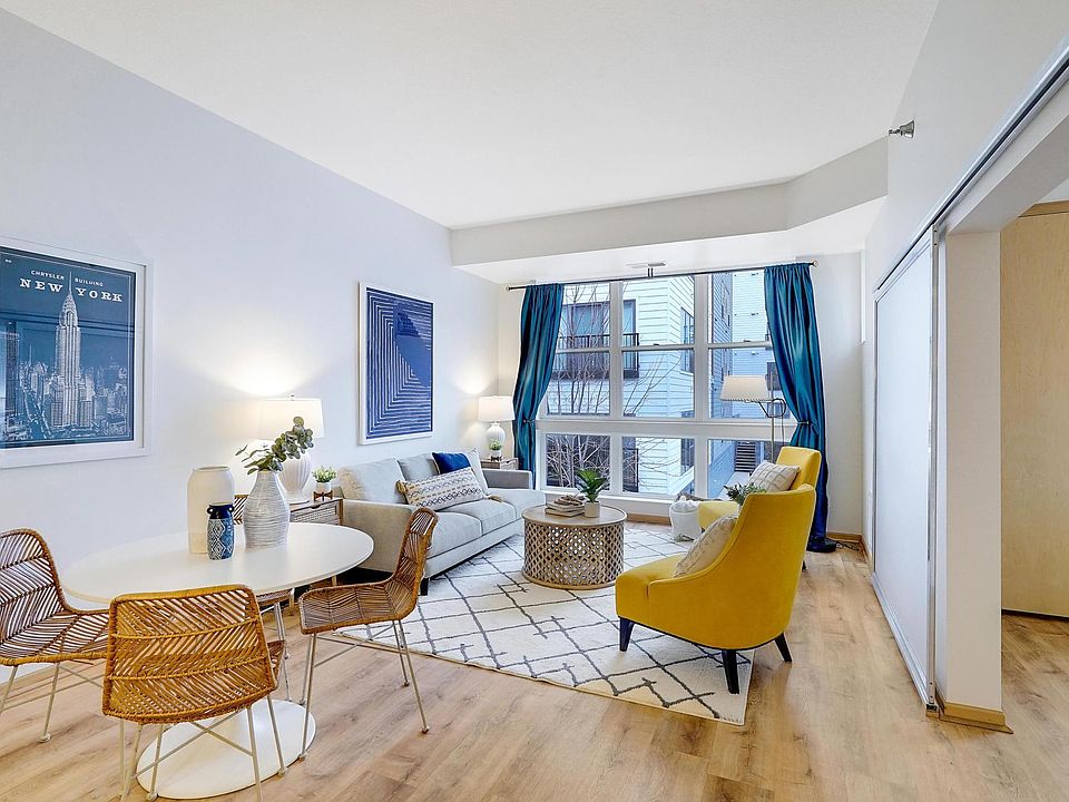 1st image of 2650 University Ave W APT 212