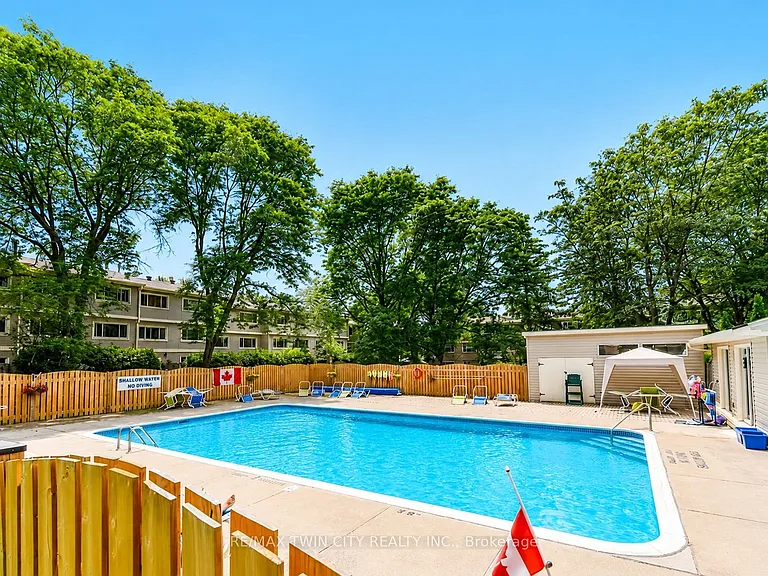 30 Green Valley Dr #110 — Photo 25