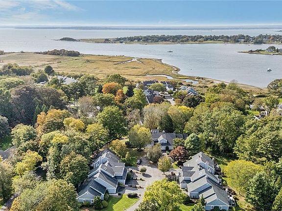 2nd image of 35 Bagy Wrinkle Cv