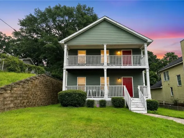 2650 Batavia St, East Pt, GA 30344