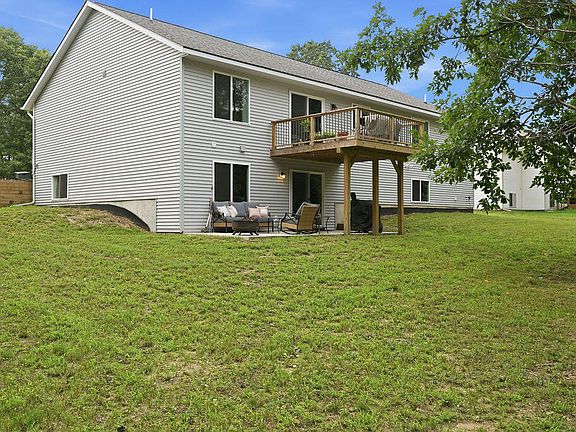 3rd image of 919 Armintrout Ridge Ct