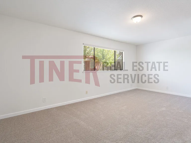 5807 Filbert Ave — Photo 13