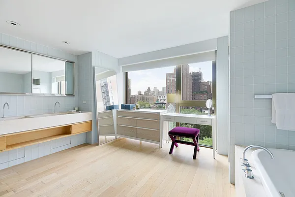 Sold by Stribling | media 4