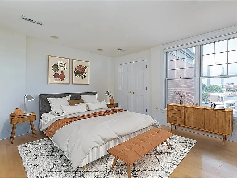 1306 Columbia Rd #5A — Photo 5