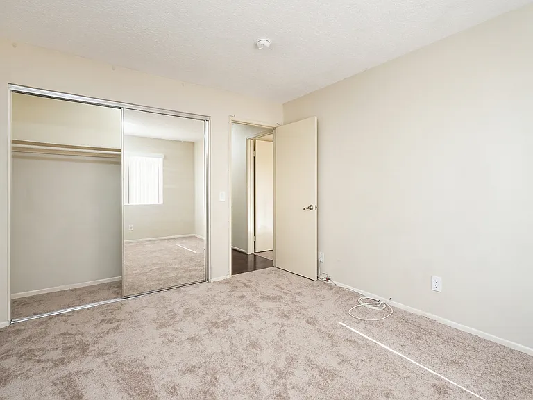 3425 E 15th St #12 — Photo 8