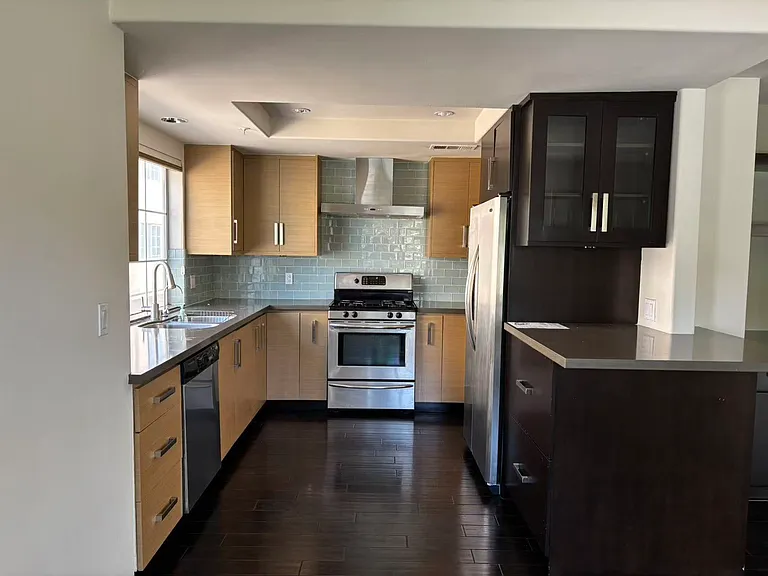 46 Alta St #A — Photo 4