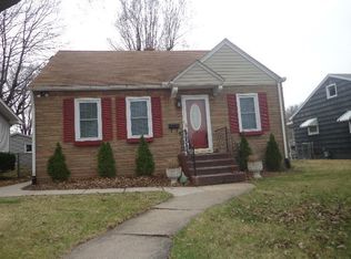 2634 Wilkes Ave, Davenport, IA 52804