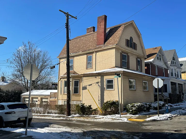 552 Hill St #3 — Photo 11