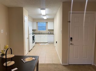 Hampton Court Apartments, Baton Rouge, LA 70809