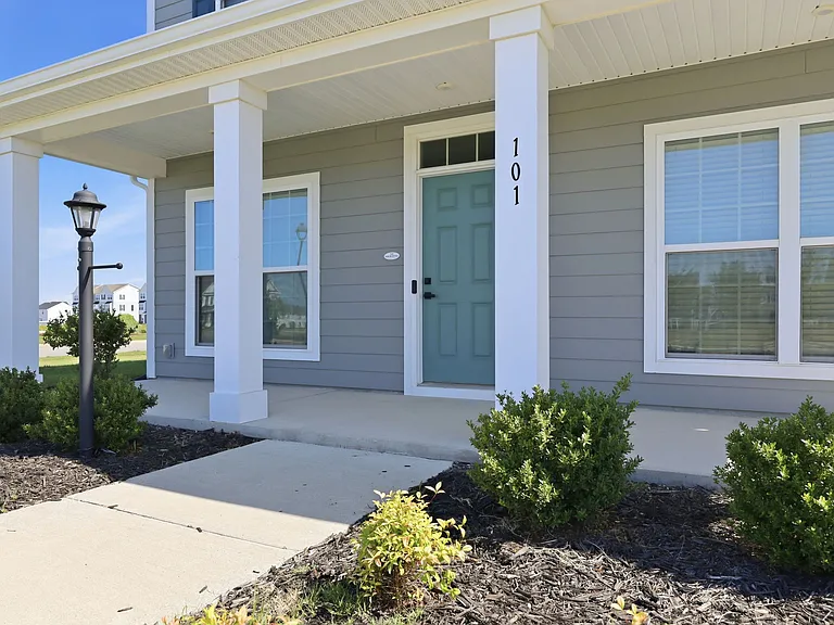 101 Iris Cir — Photo 3