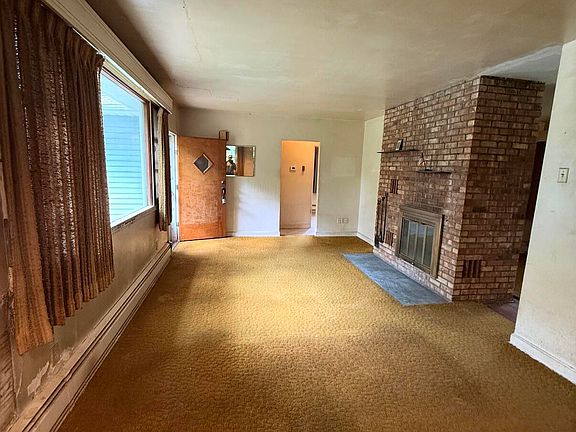 2nd image of 249 Shoreland Dr