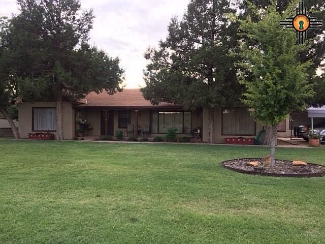 1st image of 307 Moore Dr