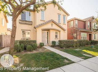 5510 N Sebastian Ln, Fresno, CA