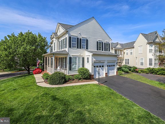 3rd image of 40420 Milford Dr