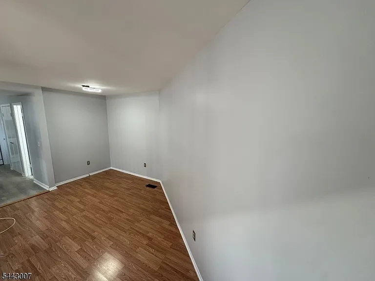 3811 Bloomingdale Dr — Photo 12
