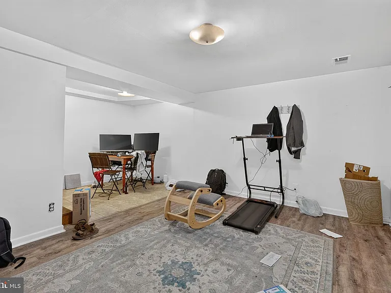 1526 Potomac Ave SE #B — Photo 6