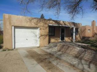 2437 Palomas Dr NE, Albuquerque, NM 87110