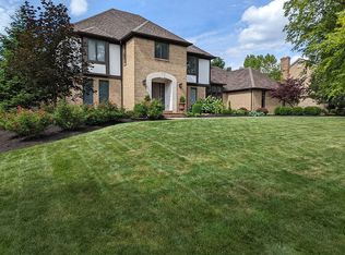 2448 Wenbury Rd, Columbus, OH 43220