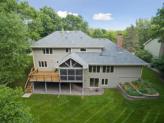 4th image of 2615 Jewel Ln N