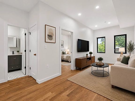 2nd image of 1201 Saint Johns Pl #2F