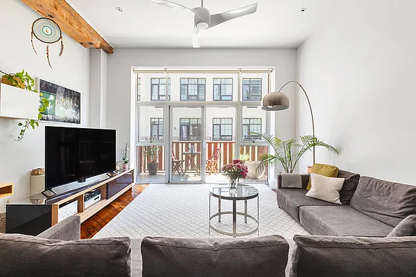 Sold by Compass | media 1