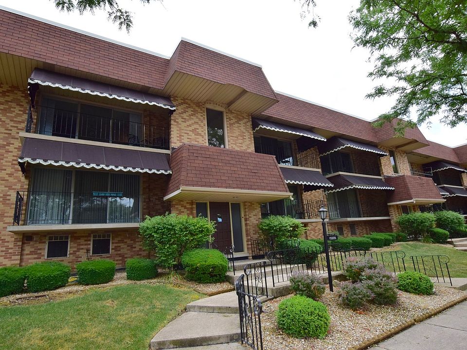 1st image of 10205 S Komensky Ave APT 2C