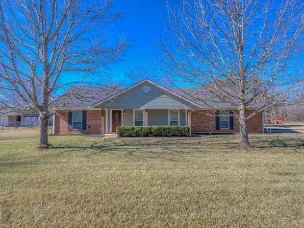 424 Clover Ln, Bossier City, LA 71112