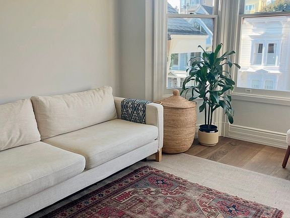 3rd image of 2829 Clay St APT 7