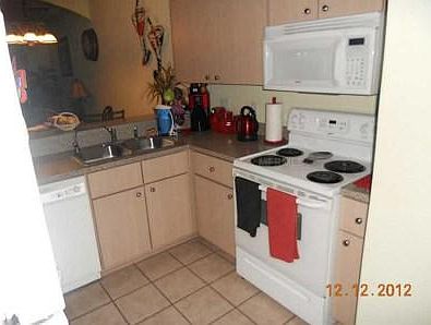 4th image of 4734 Hemingway House St