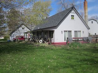 5457 Elm St, Standish, MI 48658